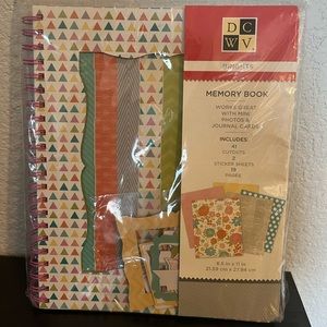 DCWV Brights Memory Book 8.5”x11” NIP